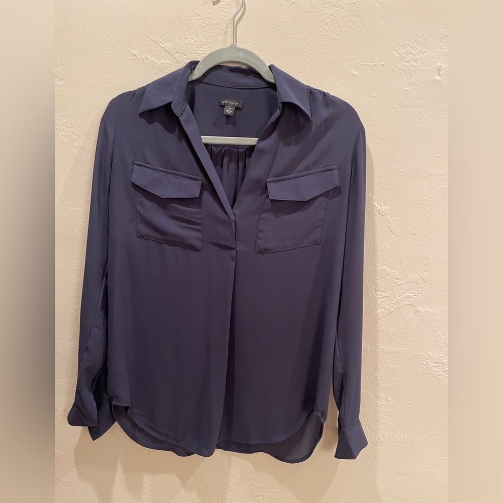 Ann Taylor XS blouse